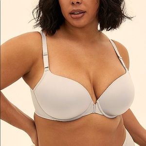 Beige Front-Clasp 44D Bra